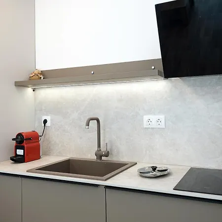 Chic One * Sankt Konstantin & Helena